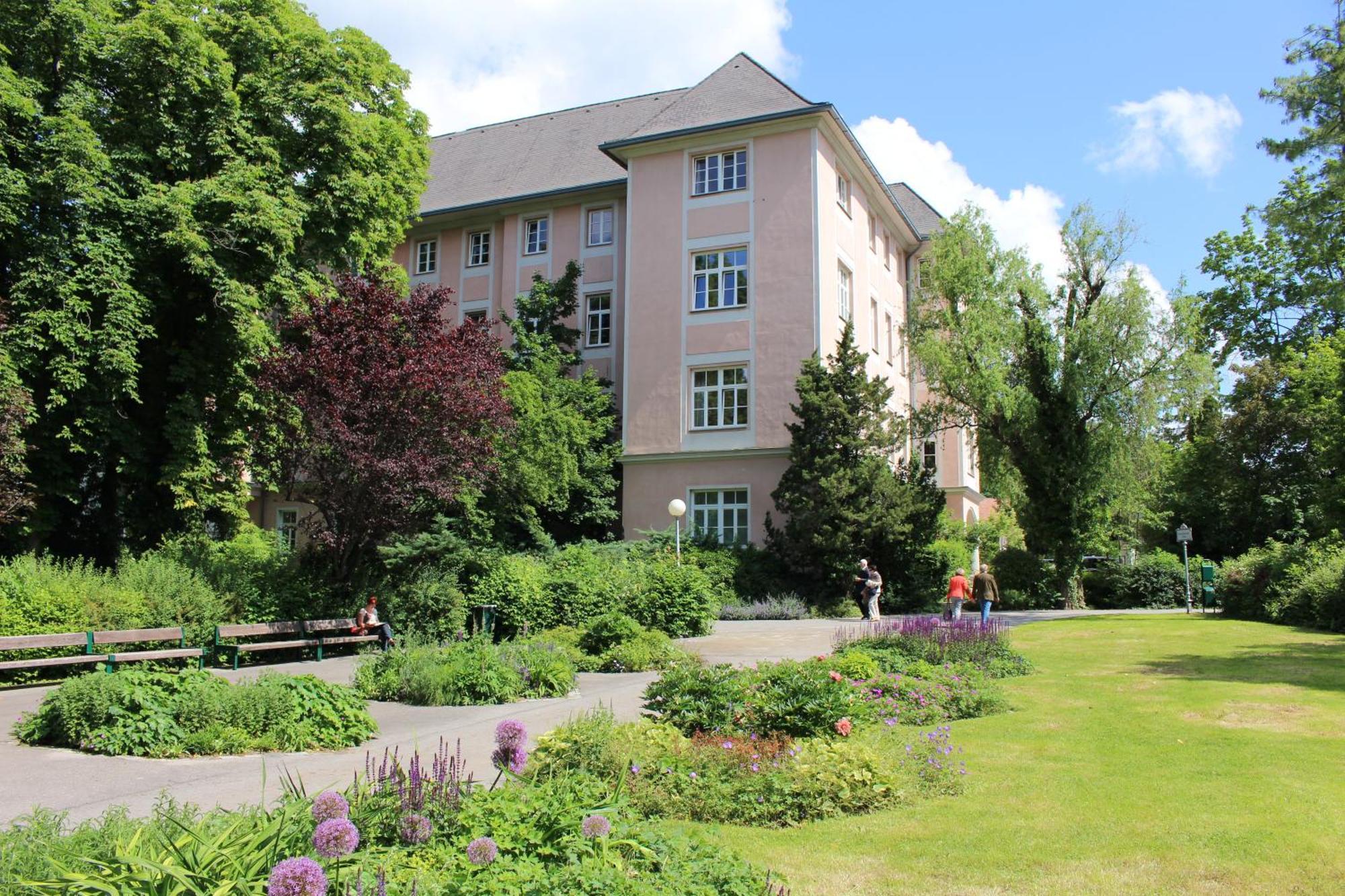 Das Gutenbrunn Thermen & Sporthotel Baden Eksteriør billede